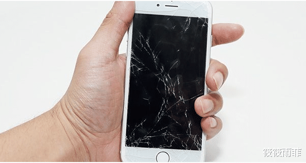 手机维修|修手机的时候,为什么有些店家会说师傅不在这,要拿到外面去修?