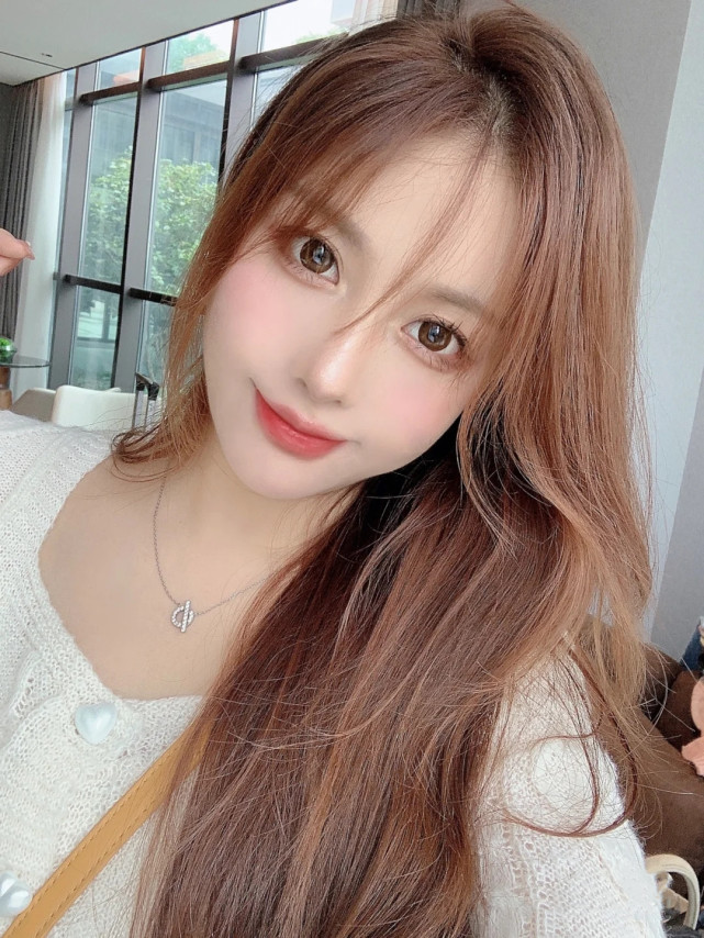 口红 纹唇颜色怎么选？选口红色号？10年纹绣师告诉你这样选就错了