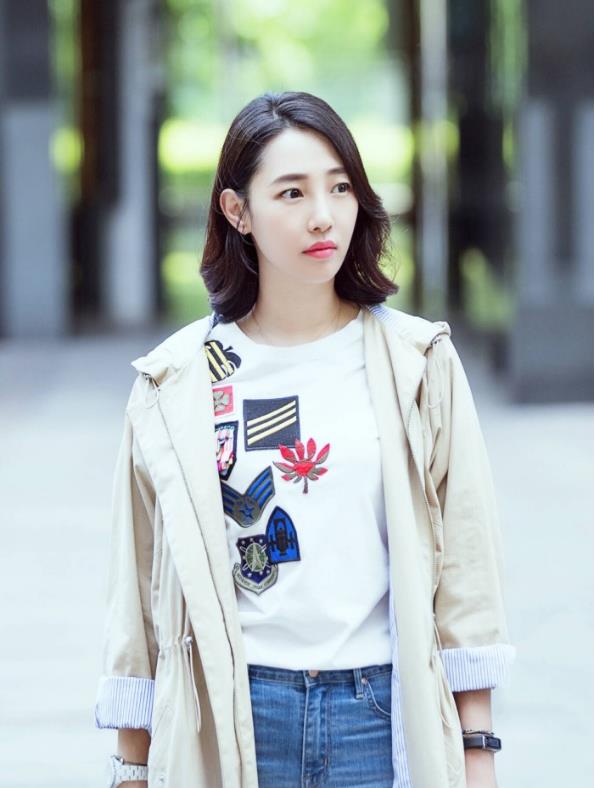 白百何|白百何体重过百首曝光，晒照自嘲小腿肌肉比大腿粗，网友：仍显瘦