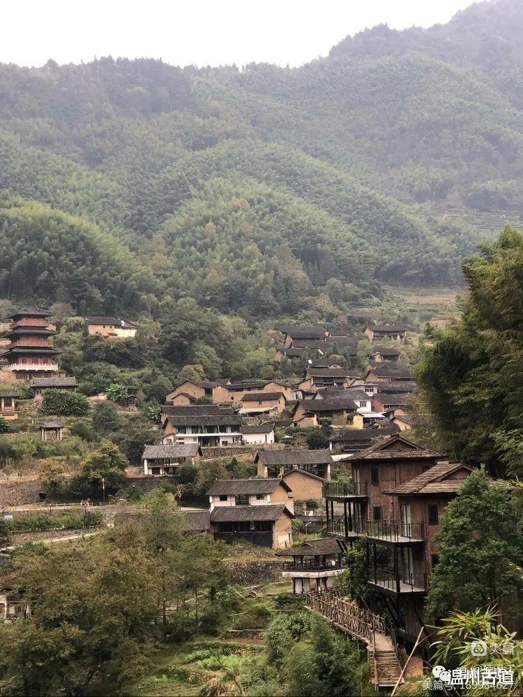 海边|假日出游哪里好？这个人少景美的风情古寨，已经藏不住了！
