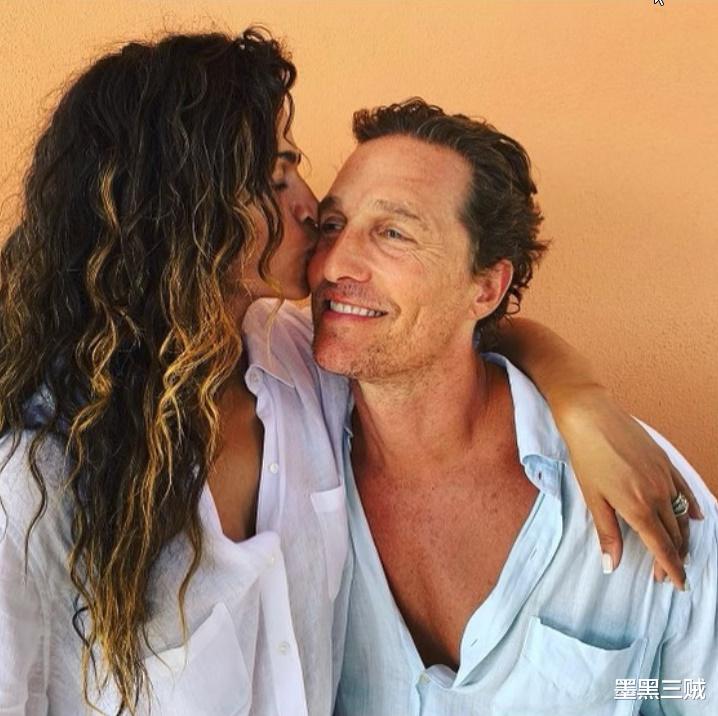 梅尔·吉布森|大叔恋？老夫少妻组合，小李子大23岁，梅尔·吉布森大35岁