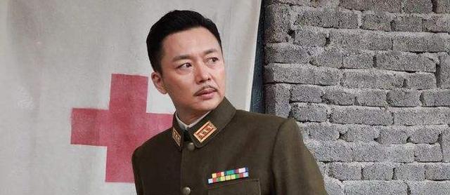 刘奕君|大器晚成刘奕君，精湛演绎正反派，片场却说：对老婆还是怂一点好