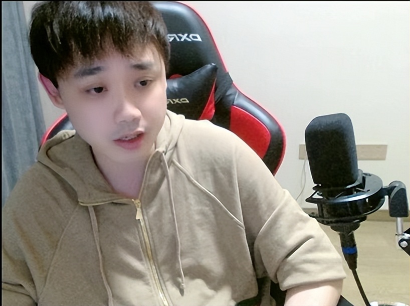 维埃拉|AG下一任教练是谁？月光称只有SK和老林能救，实在没人就自己顶上