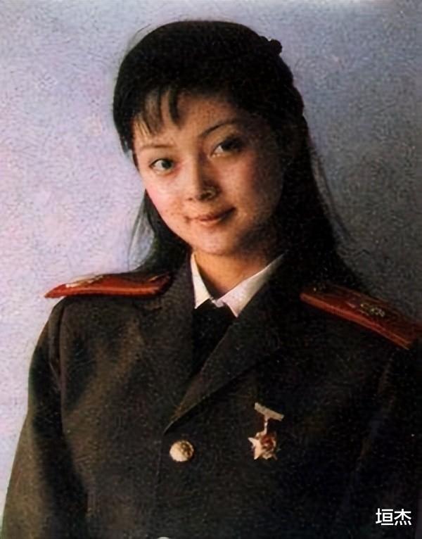 周洁|内娱实至名归的5位“人间富贵花”:出自富贵家庭、气质都不寻常