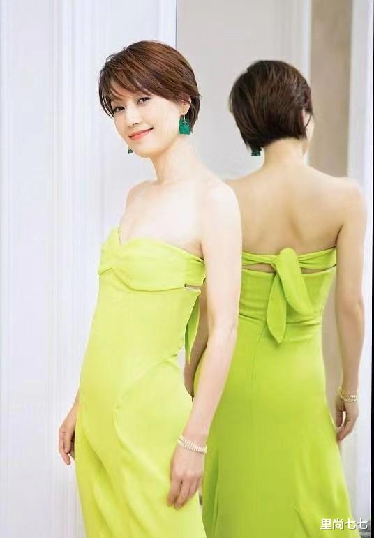 穿衣搭配|马伊琍丁宁罕见同台,一红一绿抓眼球,论性感还是马伊琍更胜一筹