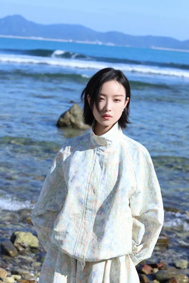 护肤 40+又如何？活成她这样自然没在怕的