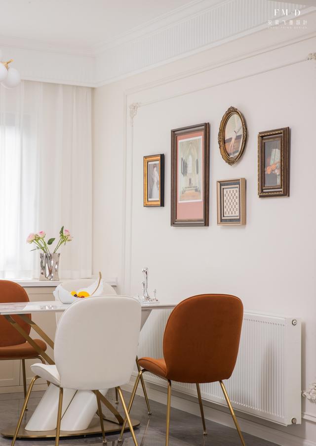 130毛坯,半包11万做6处改动,沙发后砌地台,居住舒适感飙升!