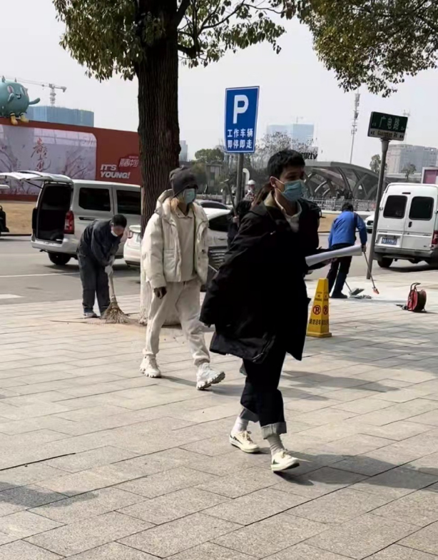 华晨宇|芒果台录制新综艺，现场视频曝光，华晨宇担任导师，却遭网友质疑