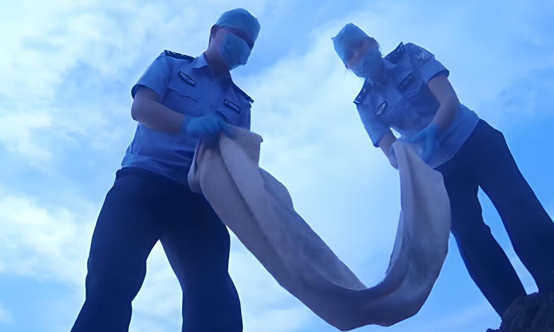 2015年,江苏“灌南裸尸案”始末:死者姿势古怪周身仅一条浴巾