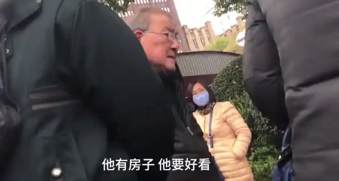人物设定|她红了,人设也崩了?又一位背潜规则的女演员,竟然是她?