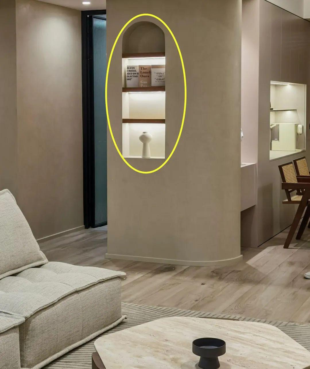 卧室装衣柜,2个太挤1个又不够用?这10cm利用起来,你家也不纠结