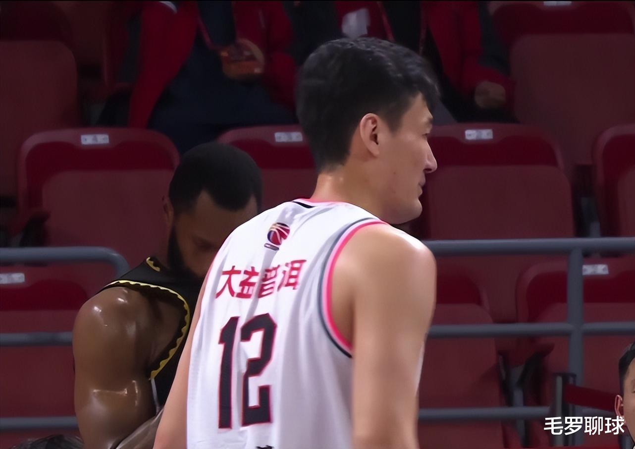 苏伟|闹大了，苏伟12字辱骂杨鸣，杜锋都听不下去了，恐被CBA追加重罚