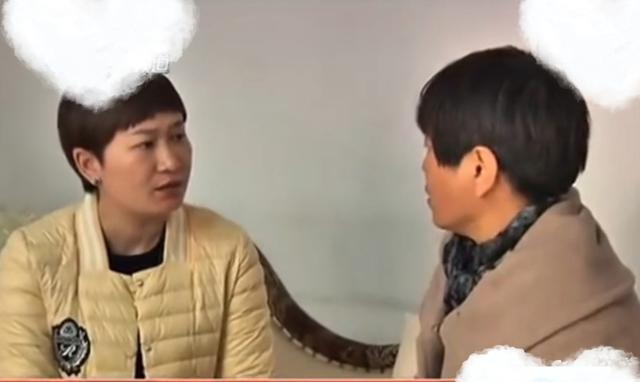 回顾公公让儿子离婚,漂亮儿媳怒斥被公公骚扰,家里还安装摄像头