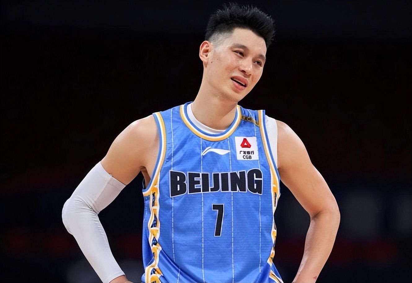 林书豪|林书豪返回美国，笑着离开不悲伤！33岁NBA冠军后卫，告别CBA