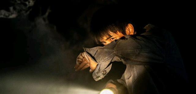 廖凡|廖凡新剧开播，整体赶超美剧，如果缩成六集就更好了