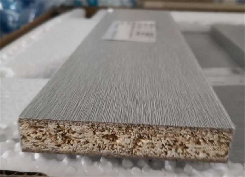 定制衣柜用什么板材好?看完这5种板材对比,心里就有数了