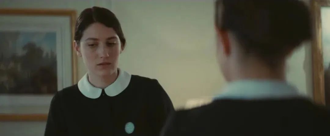 朱莉|恭喜啊，她终于被拉下了神坛