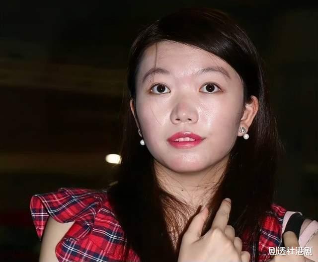 蝴蝶结|直击2022香港小姐选美初试！质量参差不齐，网友：不用抱太大希望