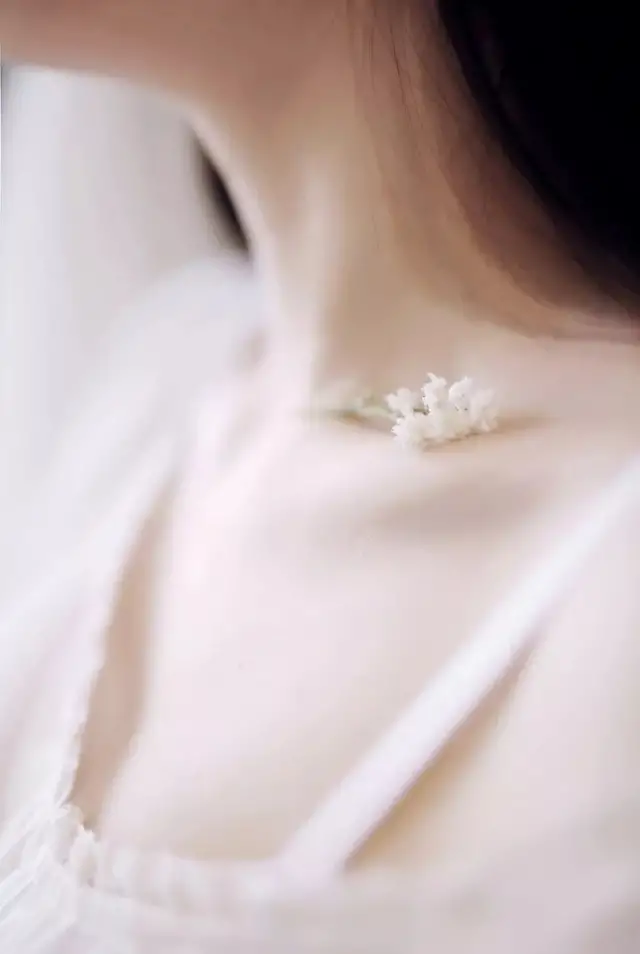 女生涂身体乳和不涂身体乳,“差别”也太大了,很多人都还不知道