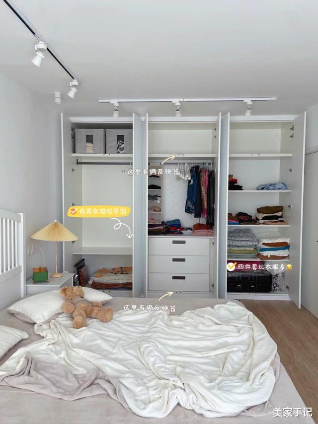 坚持断舍离的二胎妈妈,不买沙发茶几,将96㎡小家装修得“空无一物”,太漂亮了