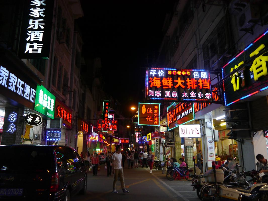 男子卖8只自制烧鸡被起诉,顾客称三无产品索赔10倍,二审改判!