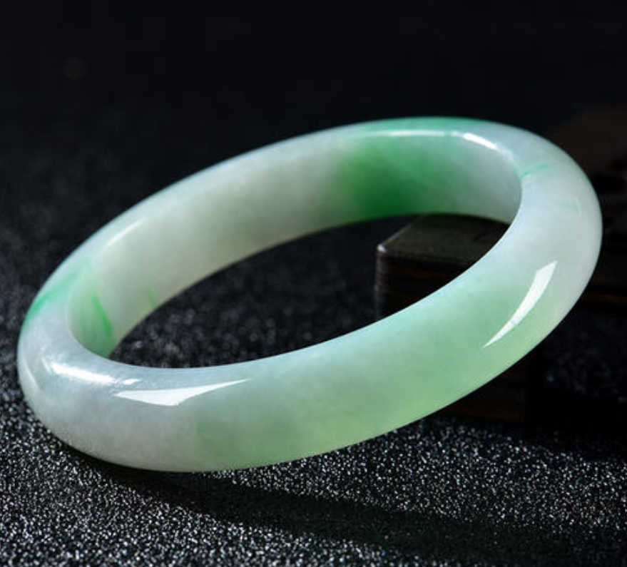 翡翠|翡翠为何被称为“玉石之王”?