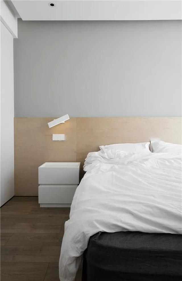 140㎡现代简约,空间洁净朴素,家具文艺舒适,惬意从容又高级