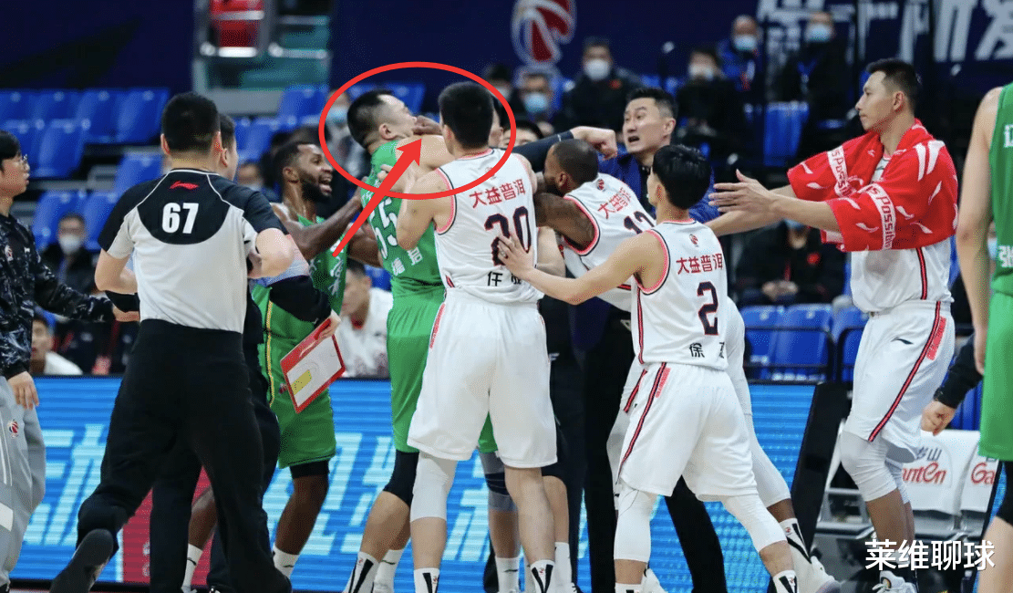 赵睿|三观太正！赵睿发话：我们都是中国人，网友：转达一下很爱威霸霸