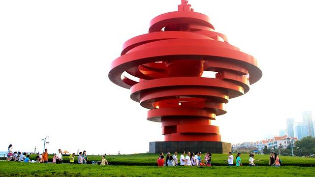 流浪地球2|电影《流浪地球2》取景地，青岛再次爆火，正是旅游好去处