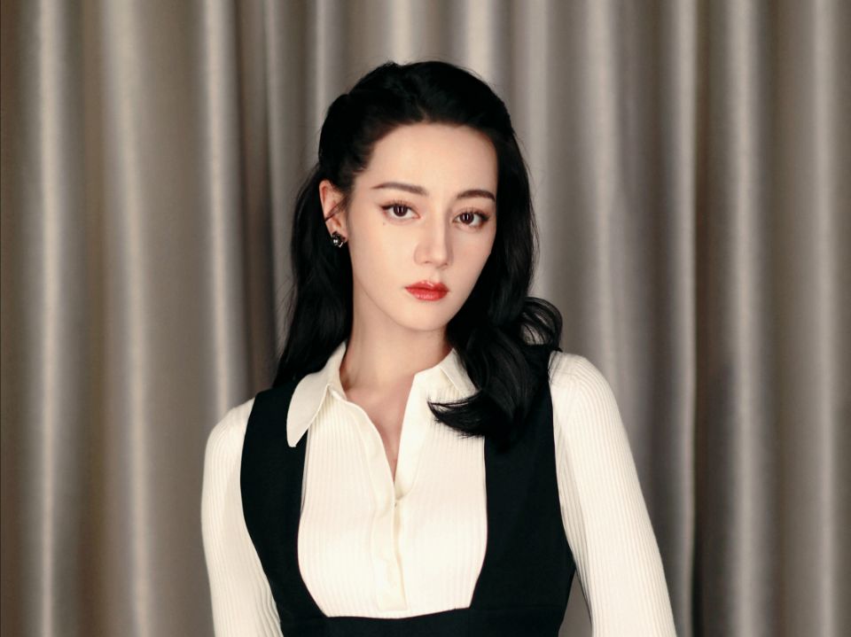 迪丽热巴|迪丽热巴民国剧将启,男主在经超和陈晓之间徘徊,女二已定陈欣予