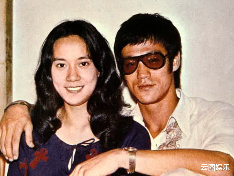 李小龙|苗可秀移民国外近况，禅院吃斋很悠闲，曾与李小龙传绯闻至今未婚