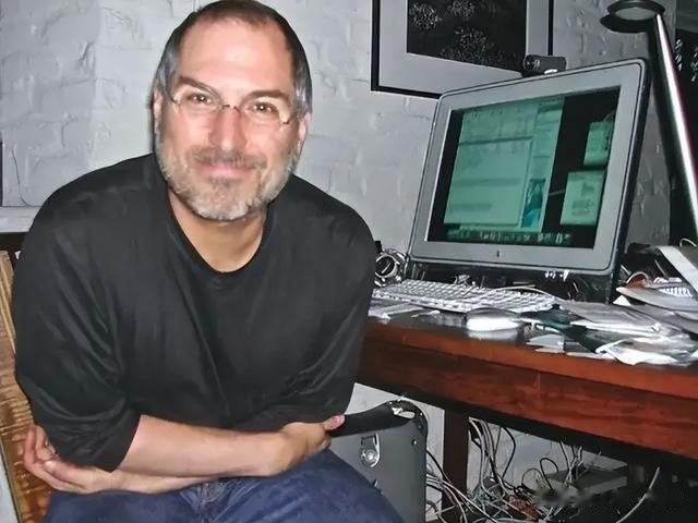 乔布斯|苹果创始人乔布斯：晚年患癌后不愿手术，开始吃素试图饿死癌细胞