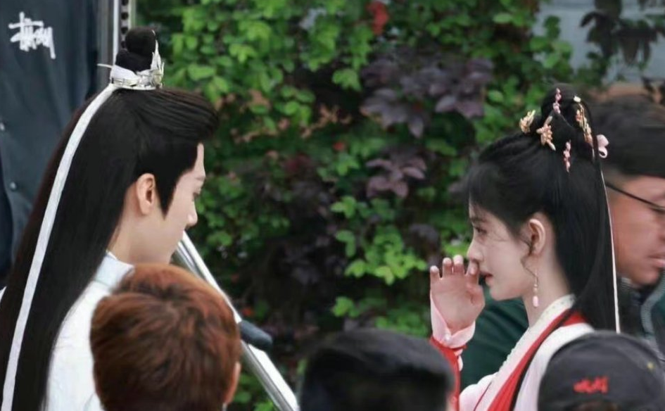 仙剑奇侠传四|鞠婧祎《仙剑四》新路透好美！绿衣贵气红衣明艳，和茅子俊CP感强