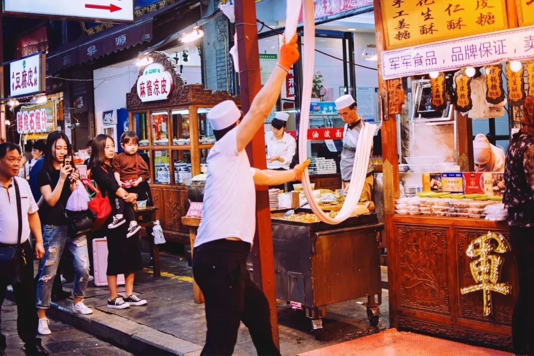 旅行|最适合一个人去的15个漫游地，累了就出去走一走