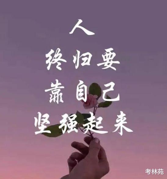 6岁视障女孩帮妈妈折纸盒,靠手摸折上千个,网友:让人心疼