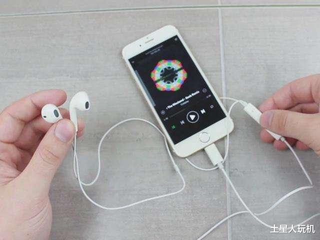 海能达|iPhone确实有很多反人类设计,但用久了就习惯了