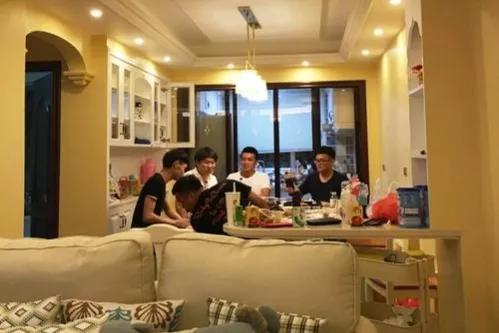 家庭生活中，有哪些不必要的花销可以省？