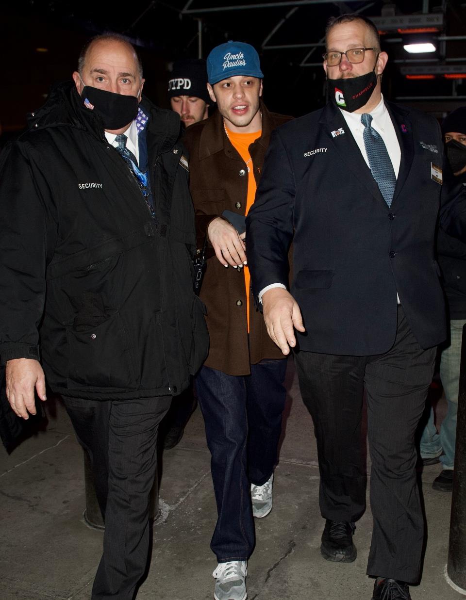 金·卡戴珊|被坎耶威胁“踢屁股” 金·卡戴珊小男友吓得赶紧雇保镖