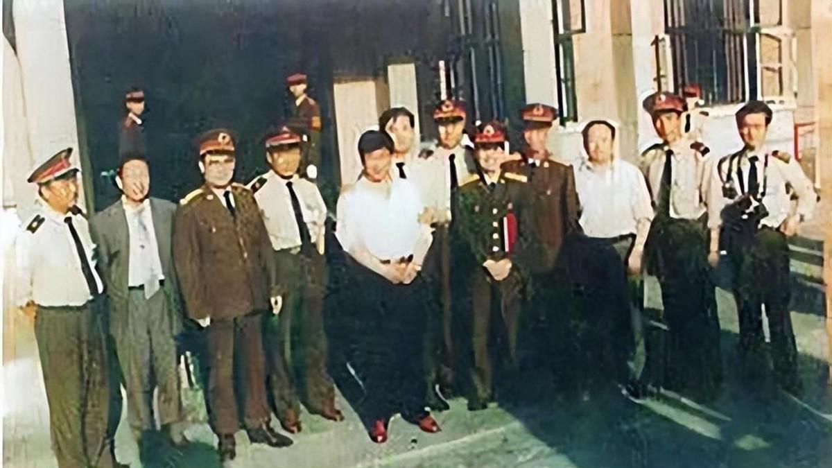 1984年,哈尔滨公交司机发明“水变油”震惊全国,13年后锒铛入狱