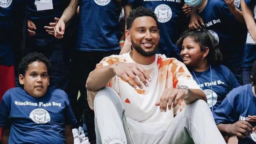 先签后换，再见西蒙斯，继续流浪，杜兰特或迎2亿先生