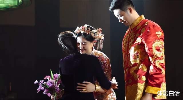 陈冠希|隆重！张常宁回门宴不输婚礼，50岁美艳婆婆亮相，岳母喂女婿汤圆