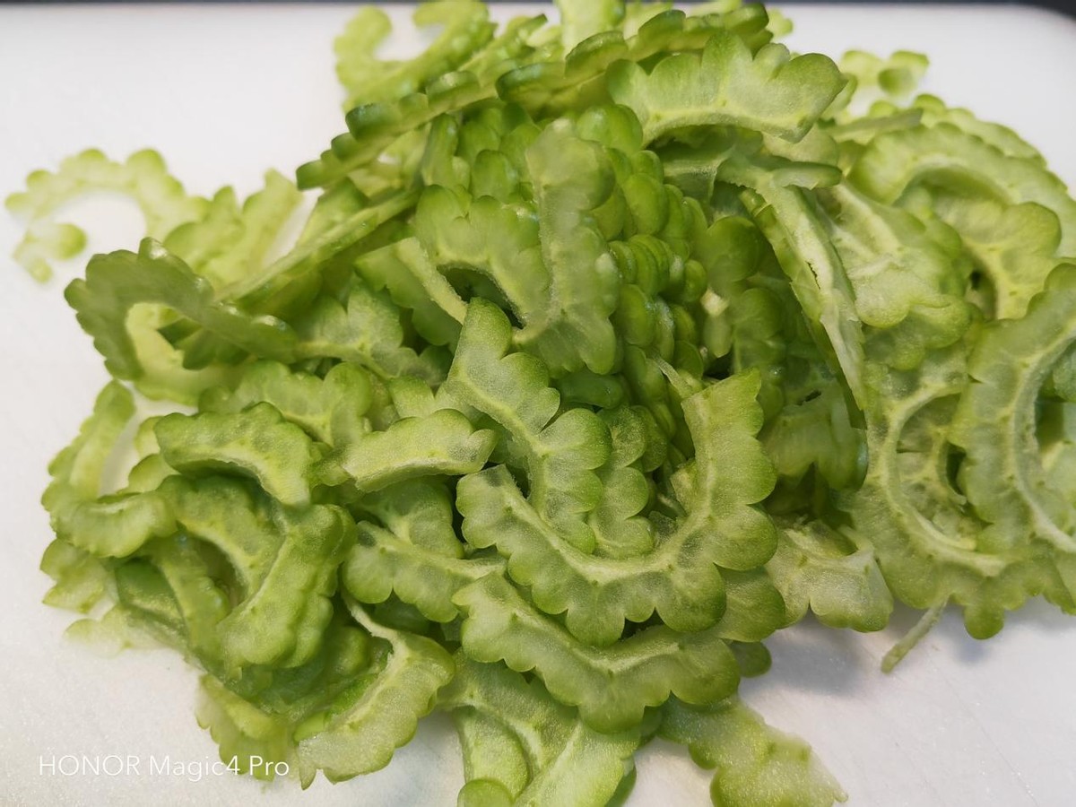 高通骁龙|全面的旗舰应该是怎么样的？荣耀Magic4 Pro：让我来告诉你