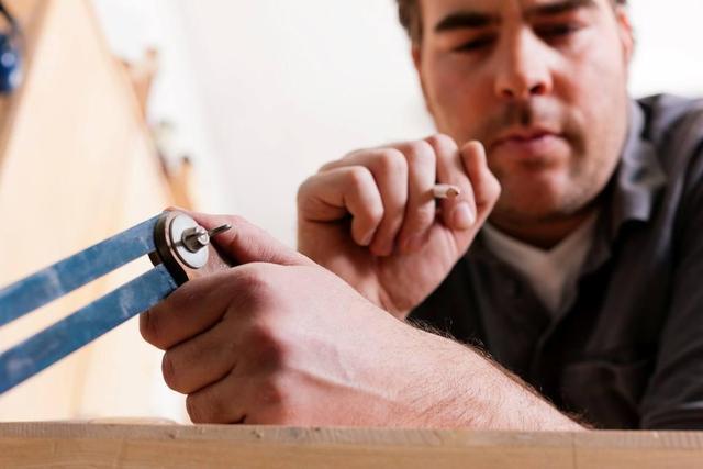 |“荷尔蒙”旺盛的男人，通常有哪些特征？对照下，你中了几条？