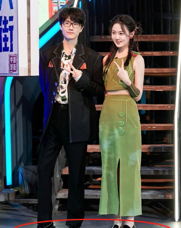 情侣|2022年曝光的10对明星情侣：有的酷爱姐弟恋，有的陷入“包养门”