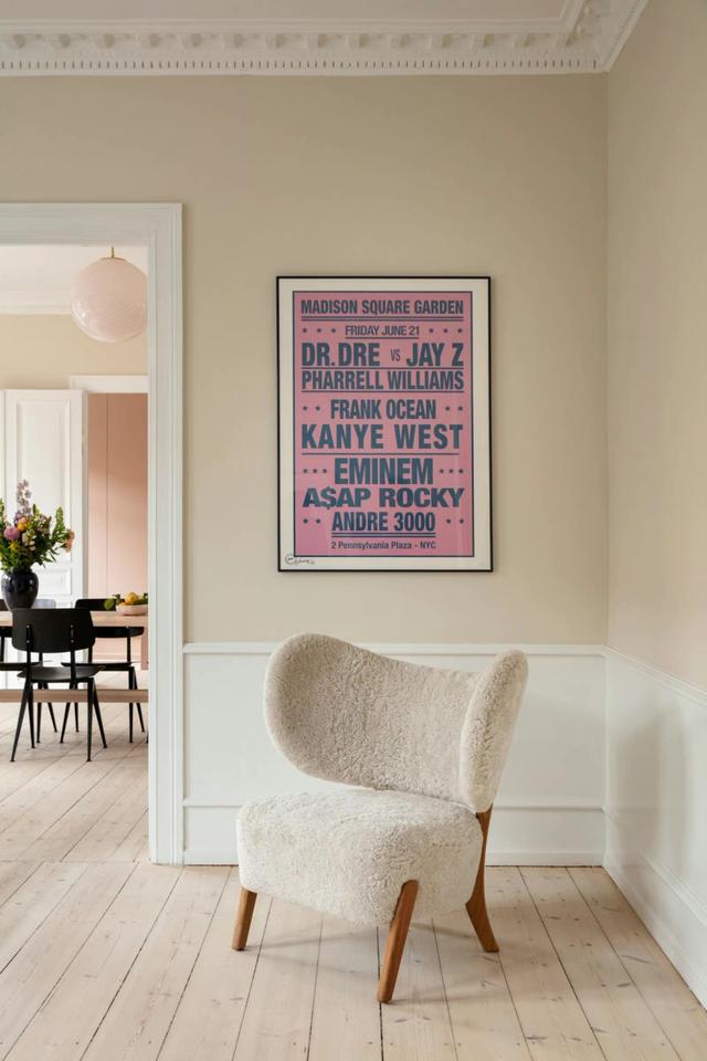 色彩柔和的住宅,精致女主人和所爱的家具物品,明亮温馨很想住