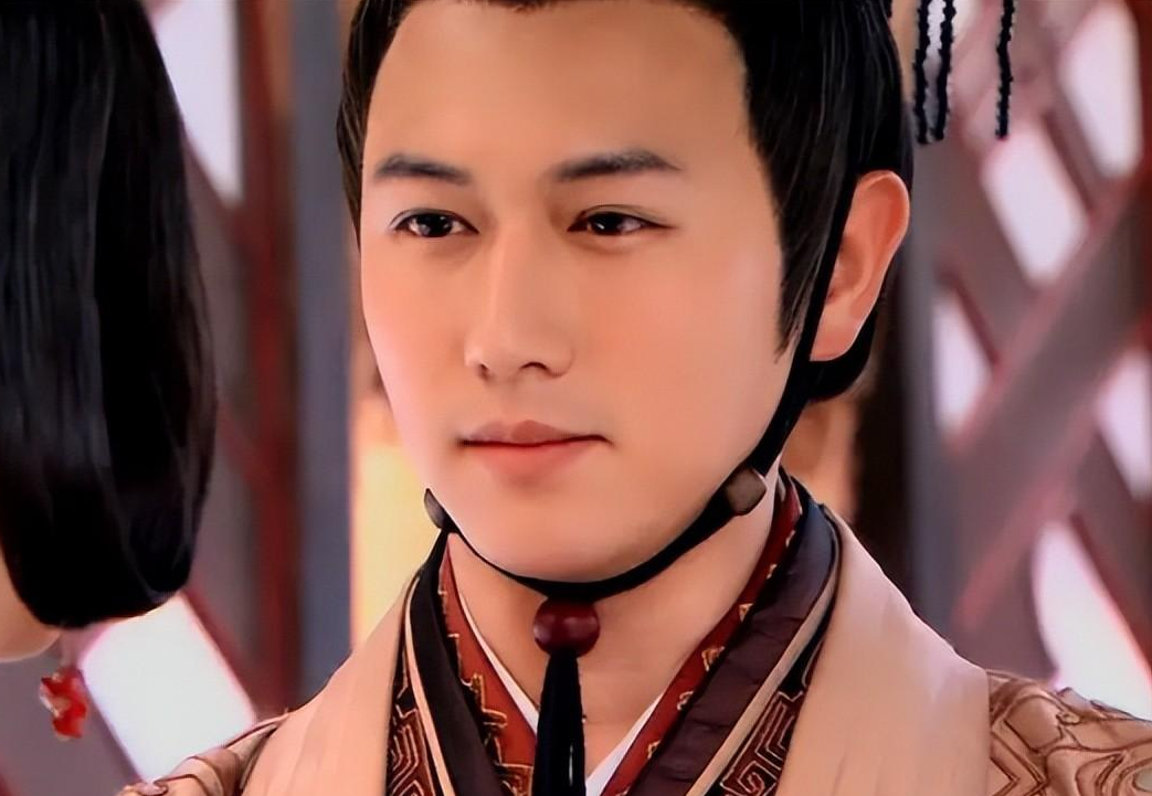 黄晓明|TVB五小生都是“假冻龄”:陈键锋越来越肿,黄宗泽满脸褶子!