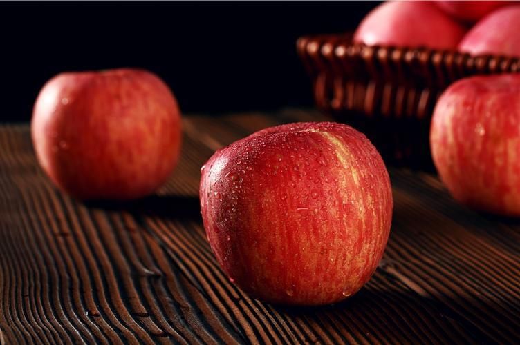 发型 减肥不能碰“花生”？建议：若不想腰上长赘肉，忌4物，吃4果