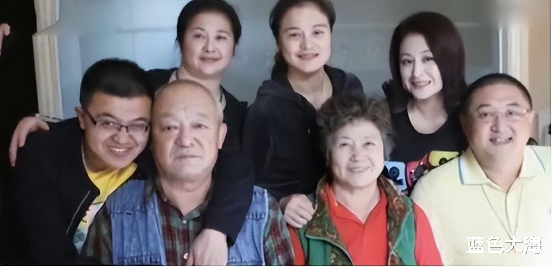 于月仙|妻子于月仙去世一年多,无儿无女的张学松的做法让人动容