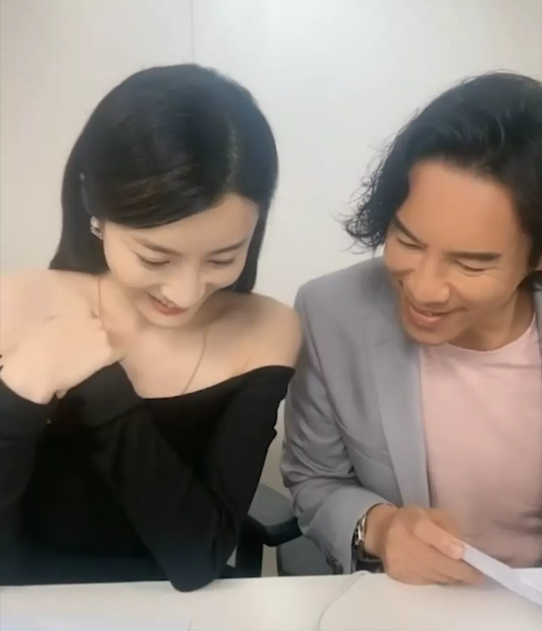 陈晓|陈晓深夜发文：17年了，依然放不下她！