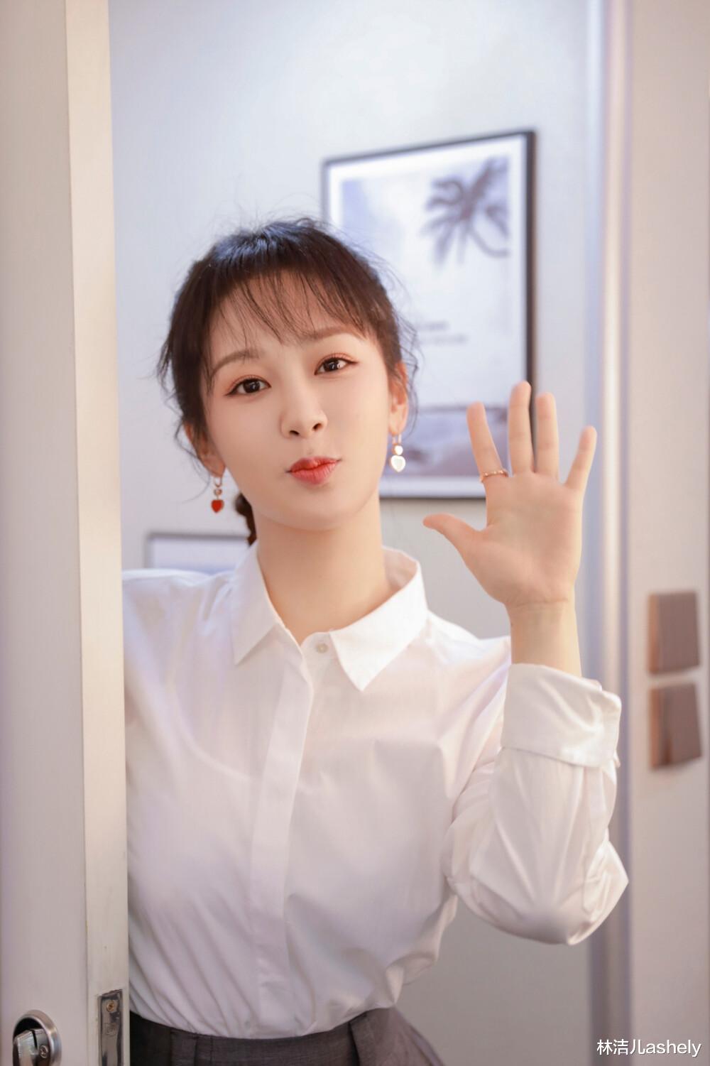 面霜 眉毛一出戏，美如娜扎热巴，颜值也被拉低了，得根据眼型来画眉毛才对